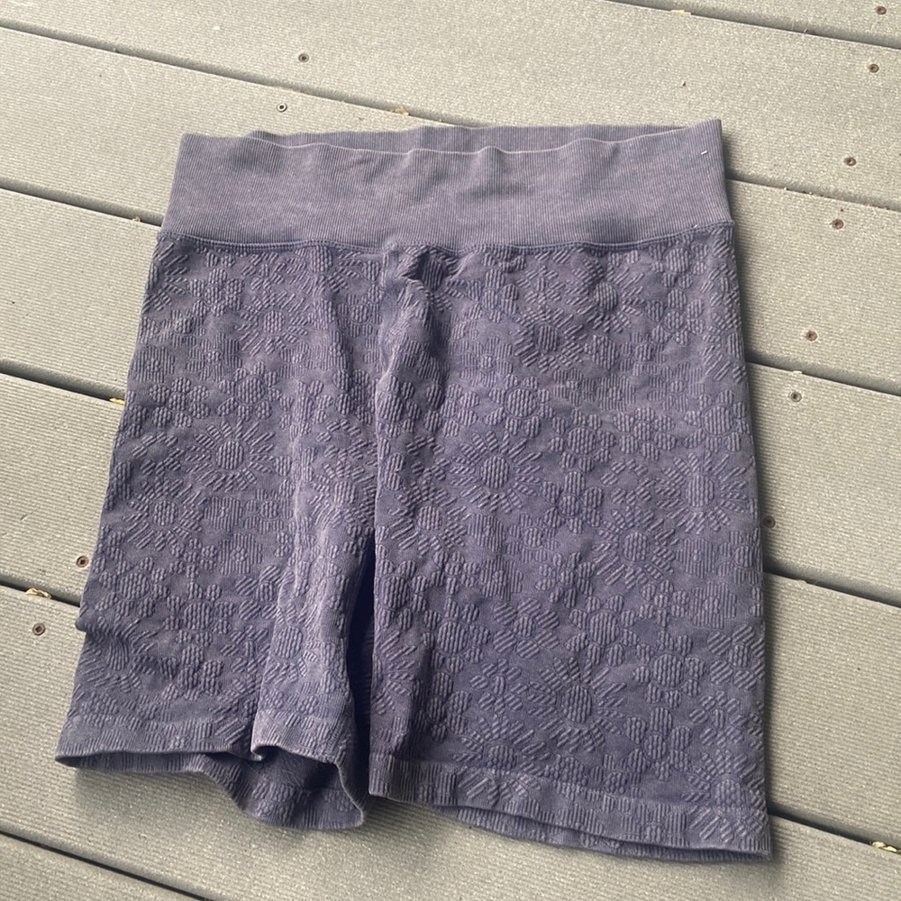 Aerie Offline Hi-Rise Purple Floral Bike Shorts